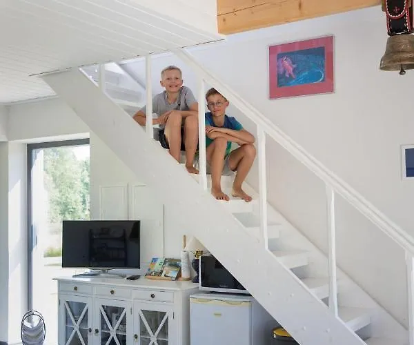 Piesta Riverside In Soomaa Region Feriehus Kullimaa