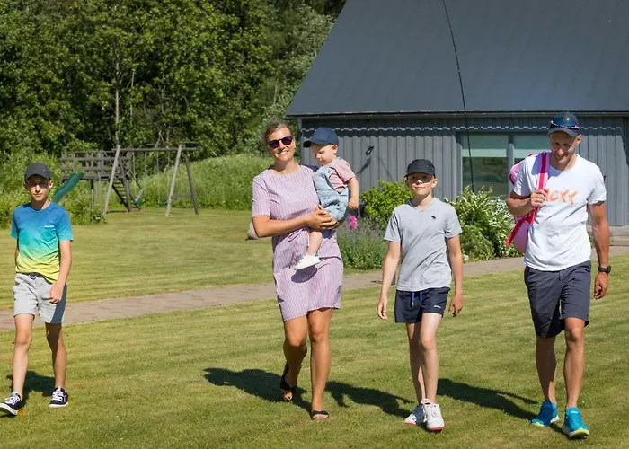 Piesta Riverside In Soomaa Region Feriehus Kullimaa